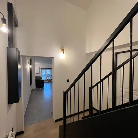 Le Duplex Du Centre * 몽뗄리마